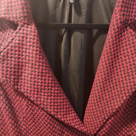 Torrid Maroon Red and Black Checkered Moto Knit Zipper Jacket in Size 2 - Picture 4 of 12